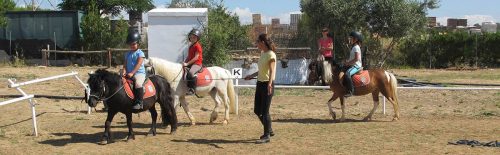 Clases de ponis en la Escuela Hípica Riopudio. Espartinas, Sevilla.